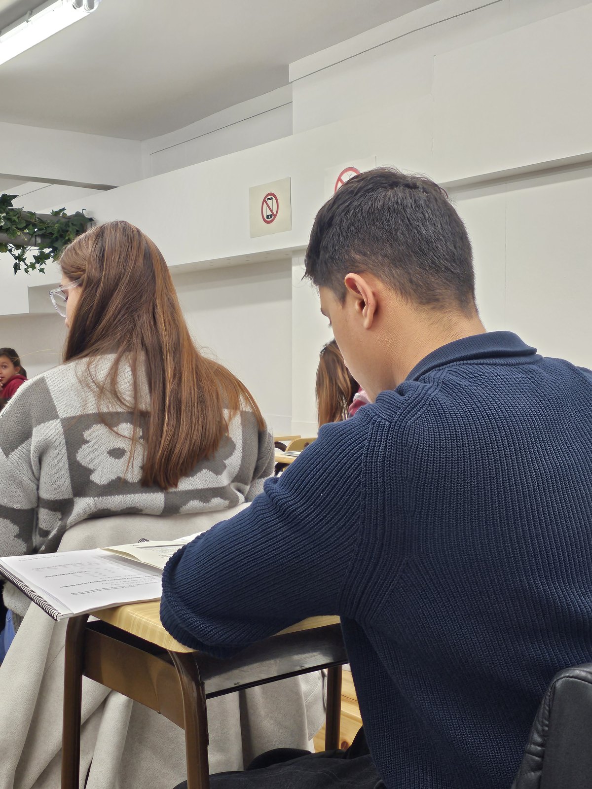 Alumnos en clase